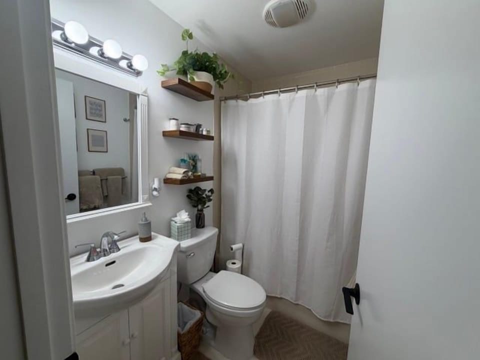 Secondary Bathroom