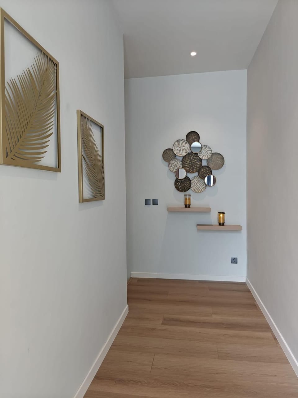Thoughtfully curated interior decor adding warmth and character to the villa’s modern design.