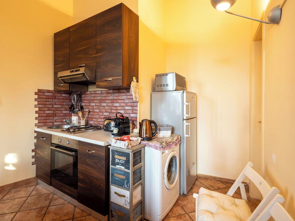 Wood, Furniture, Flooring, Interior Design, Floor, Ceiling, Apartment, Room, Wood Stain, Chair