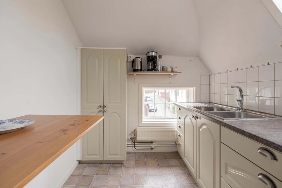 The beautiful kitchen.