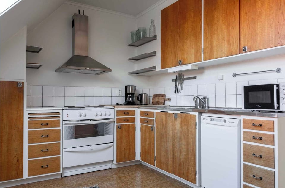 The kitchen with all the utensils you need.