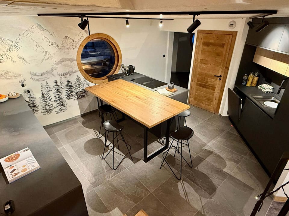 Private kitchen
