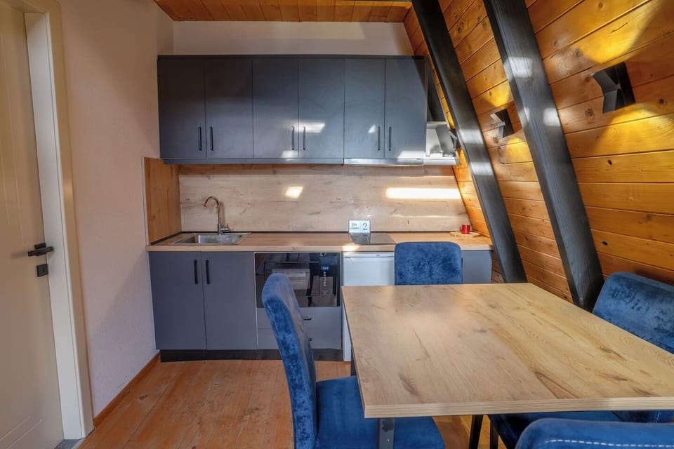 Fully-equipped kitchen and dining area