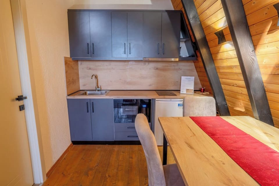 Fully-equipped kitchen