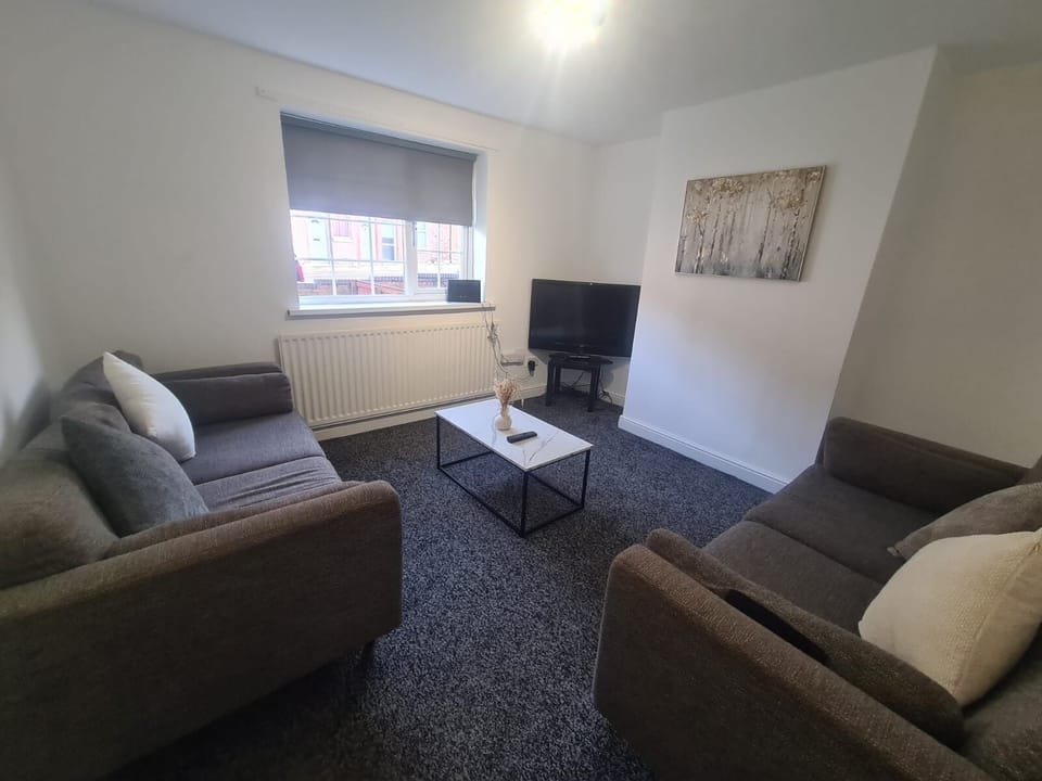 Living Room / Lounge