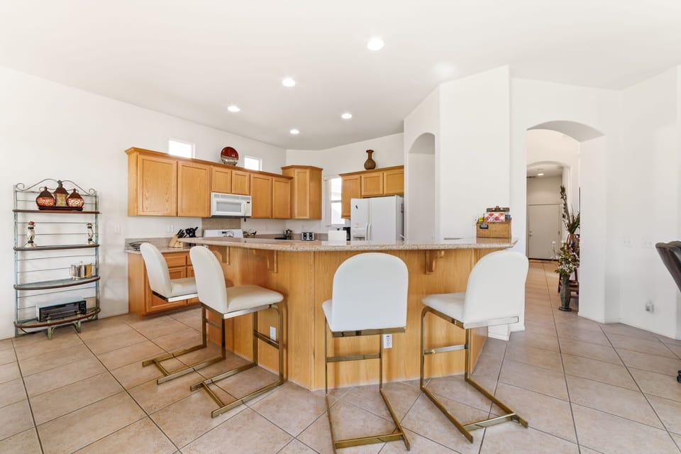 Bright and functional kitchen with everything you need