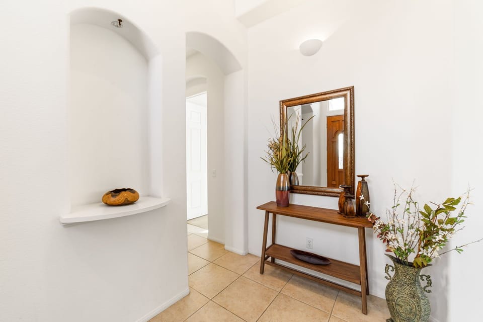 Stylish entrance leading to a cozy home