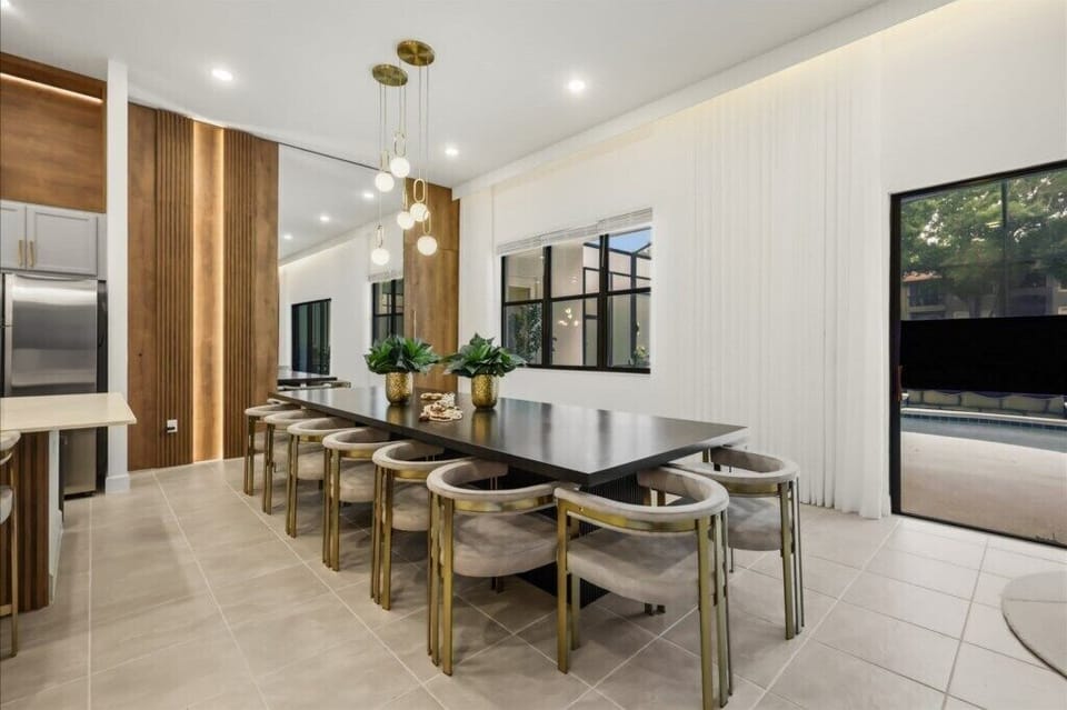11133MorayBayAve(7)