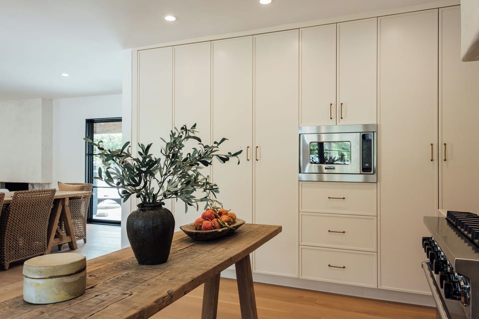 Kitchen with plenty of storage
