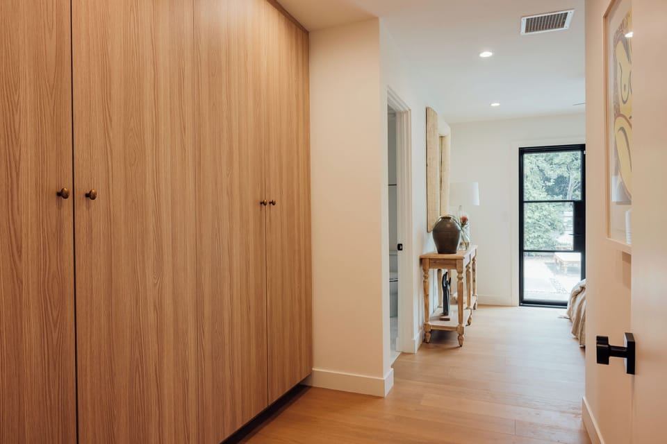 Bedroom 1 (Primary) closets