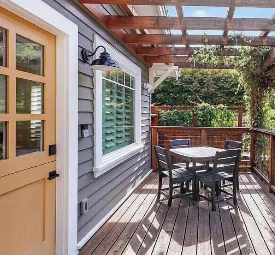 Riverfront Listing, with walking path down the river