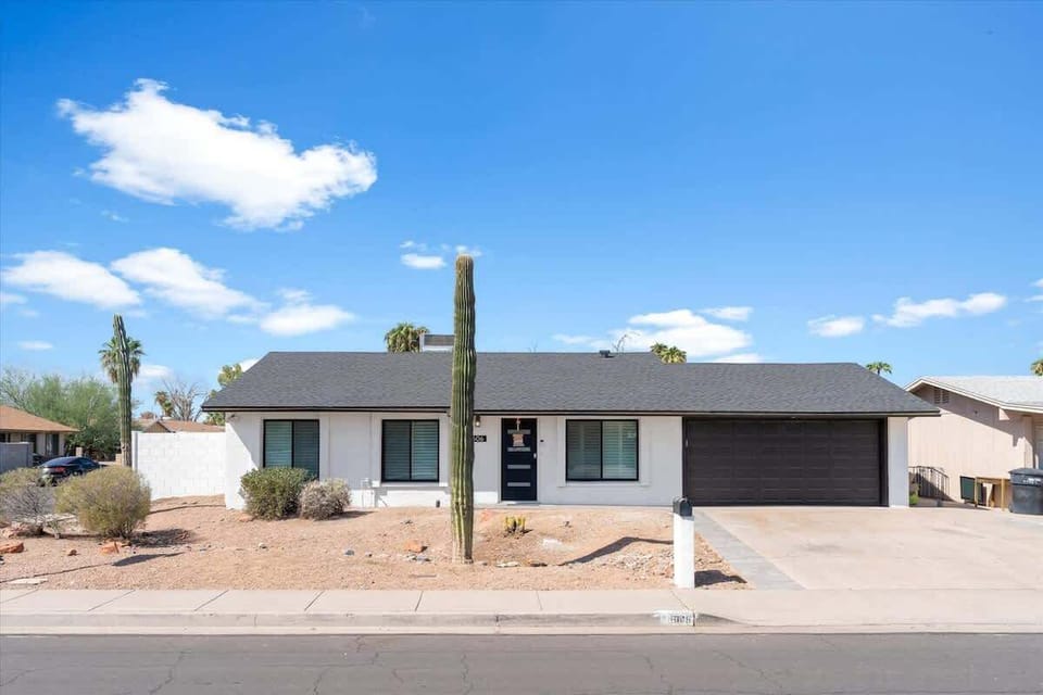 Rock and Glam Exterior