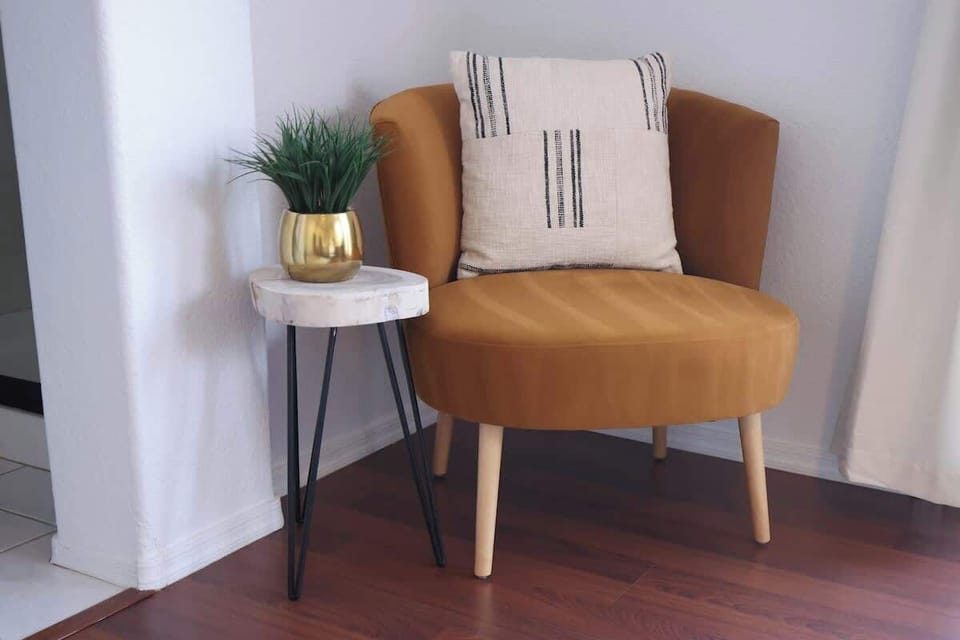 READING CORNER