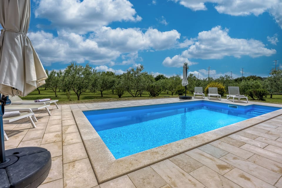 Private Pool