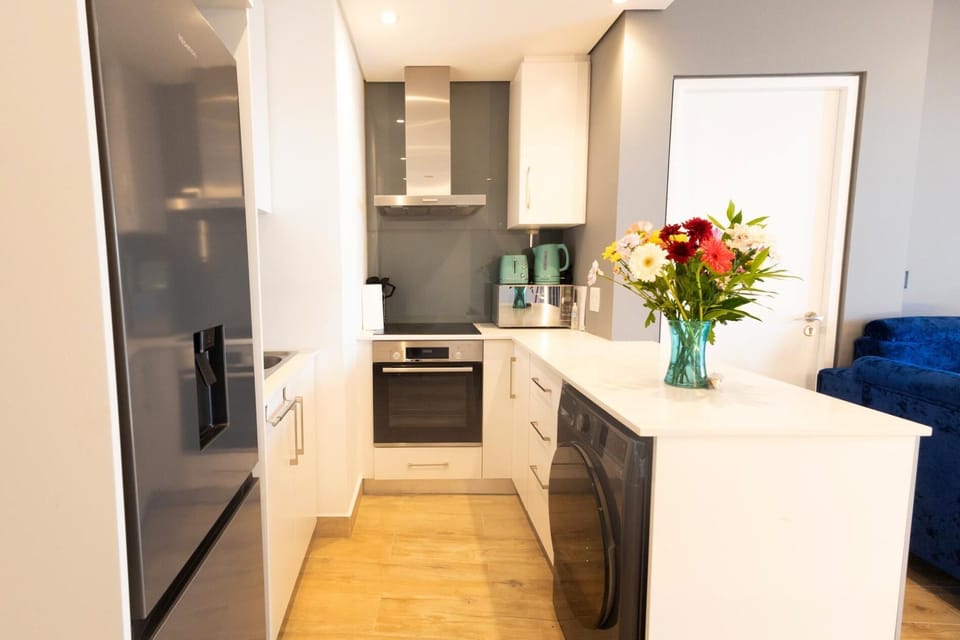 Coastal Class -Oceans Radisson Blu - 1 Bed APT (4998)
