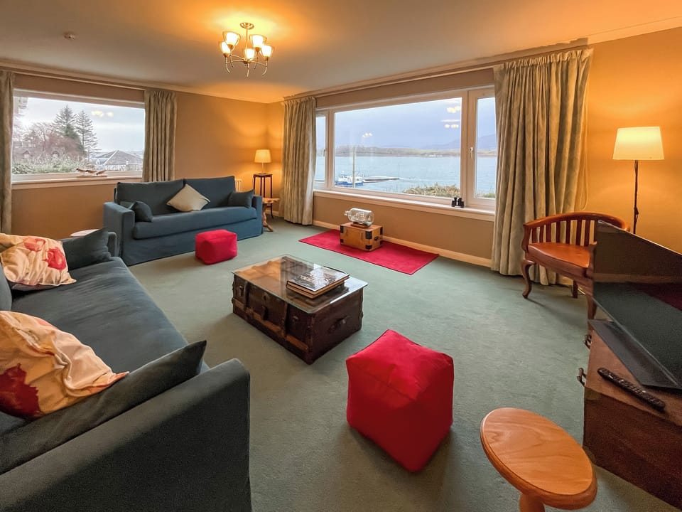 Living area | Creag Bheag, Appin