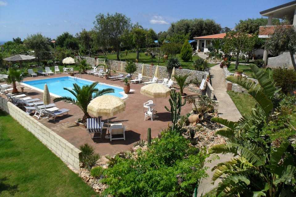 Holiday Home Swimming Pool