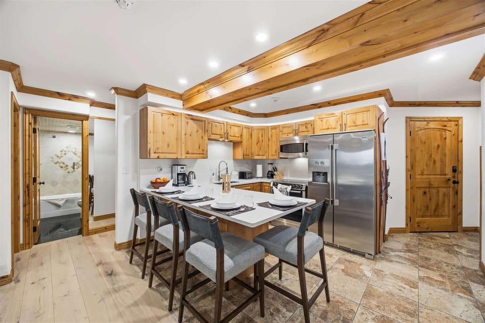Kitchen Counter Seating