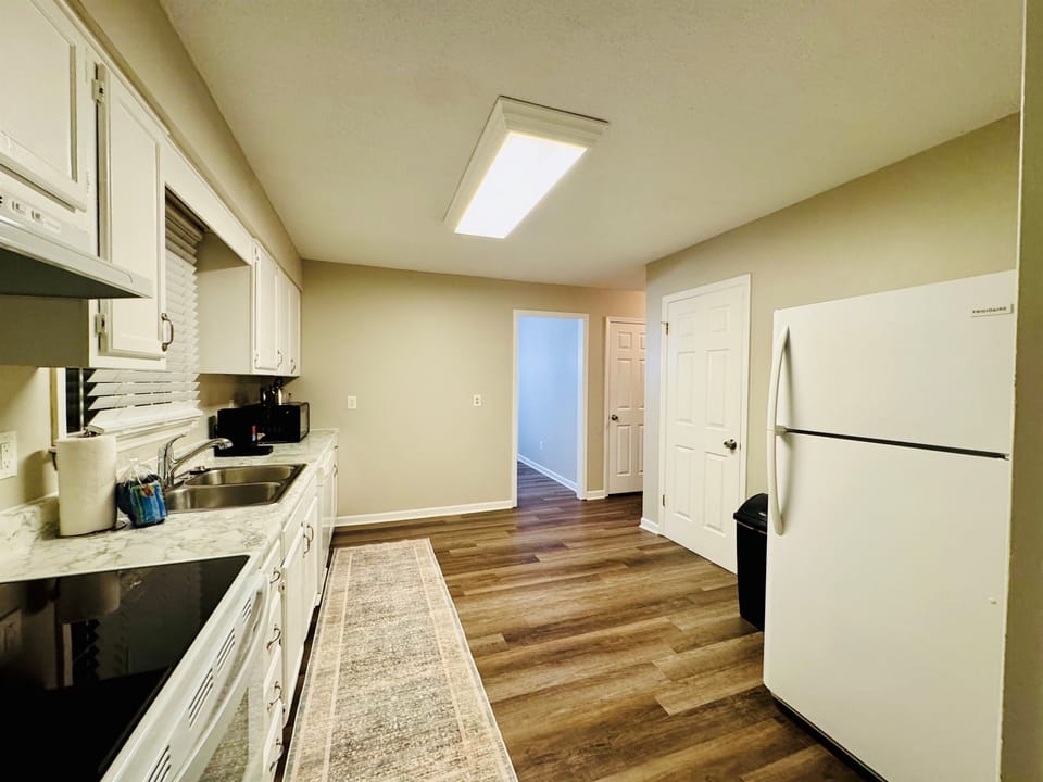 Spacious Kitchen with Keurig coffee maker, CrockPot, blender, toasterm air fryer and more. 