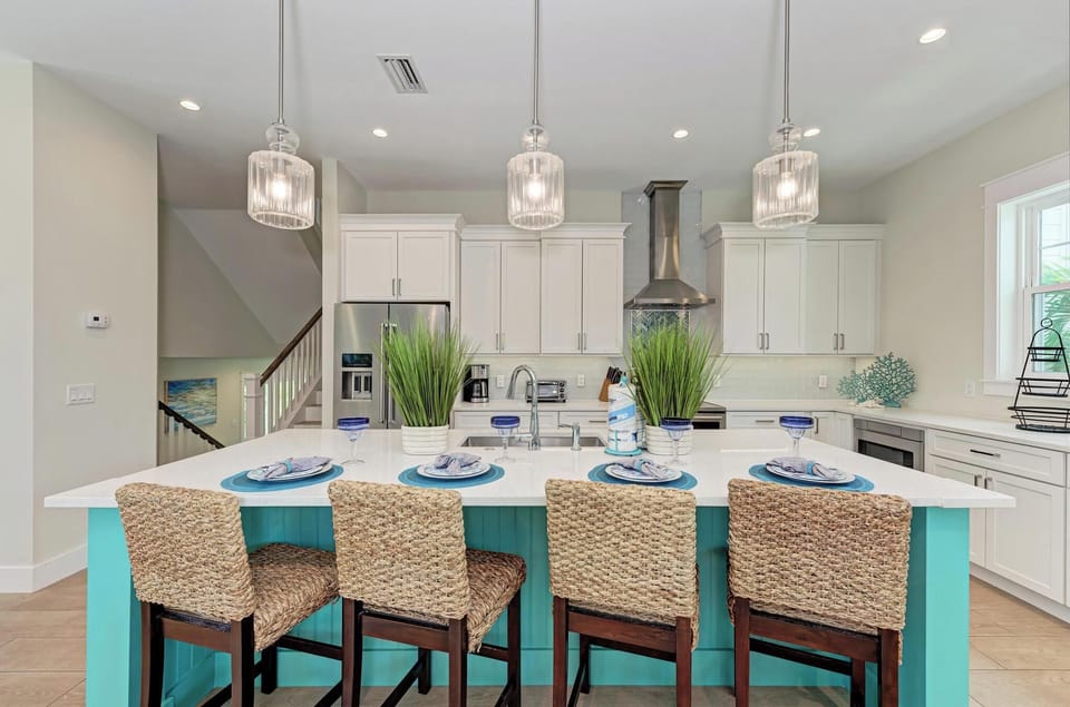 DreAMI Kitchen Island