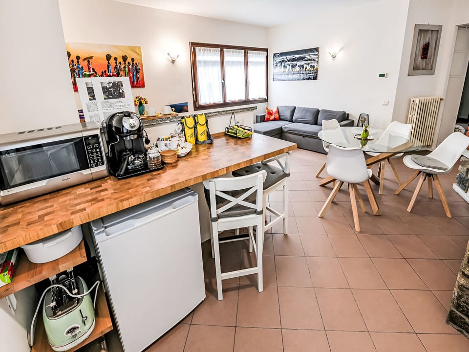 Kitchen / Dining Room