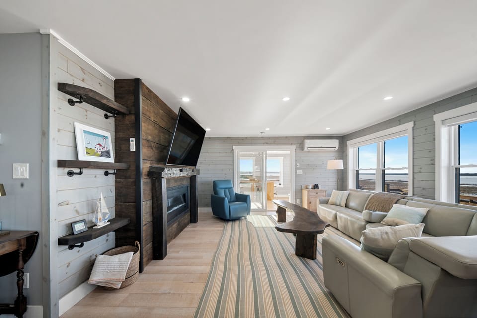 A huge living area offers plenty of space to relax and gather comfortably.