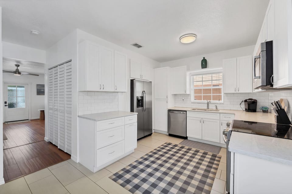 Full Kitchen