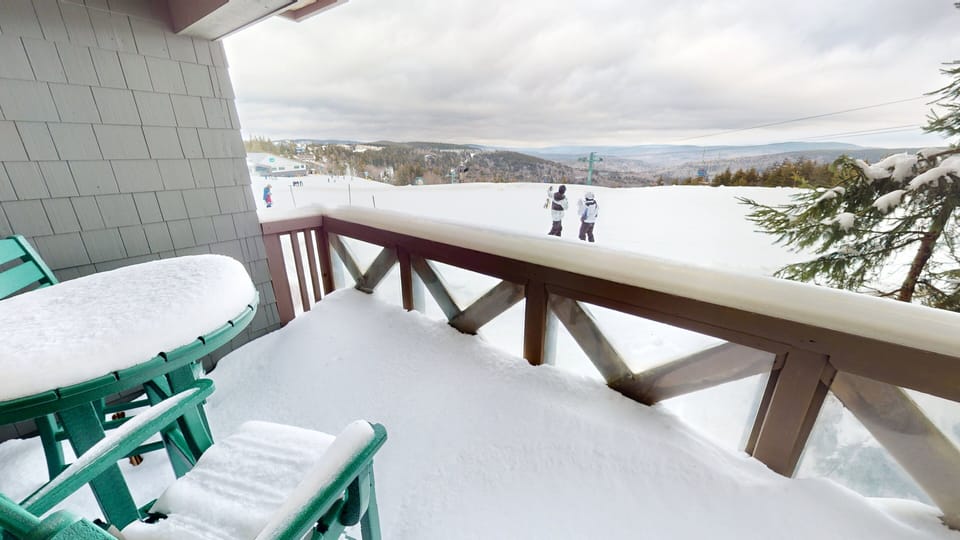 Nature, Outdoors, Scenery, Architecture, Balcony