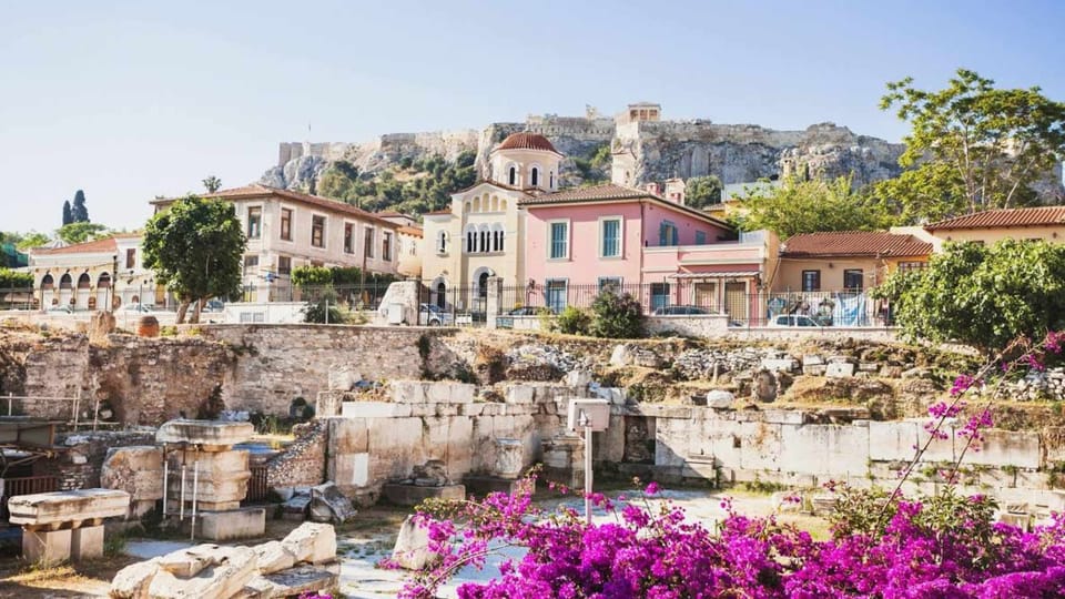 Quick Access to Plaka (5min with metro) – Athens’ Most Charming Historic District