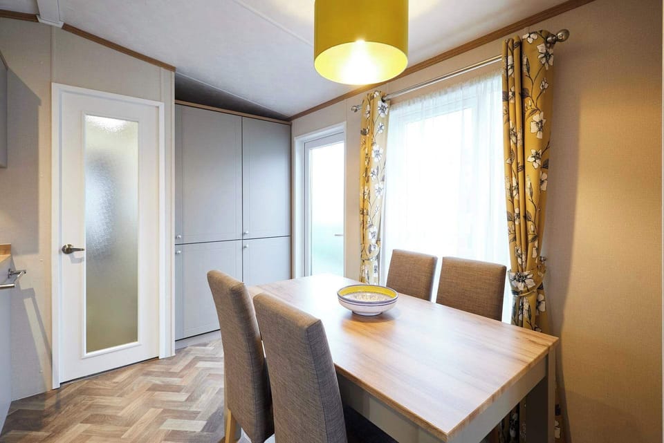 La Hacienda, Morpeth- Host & Stay