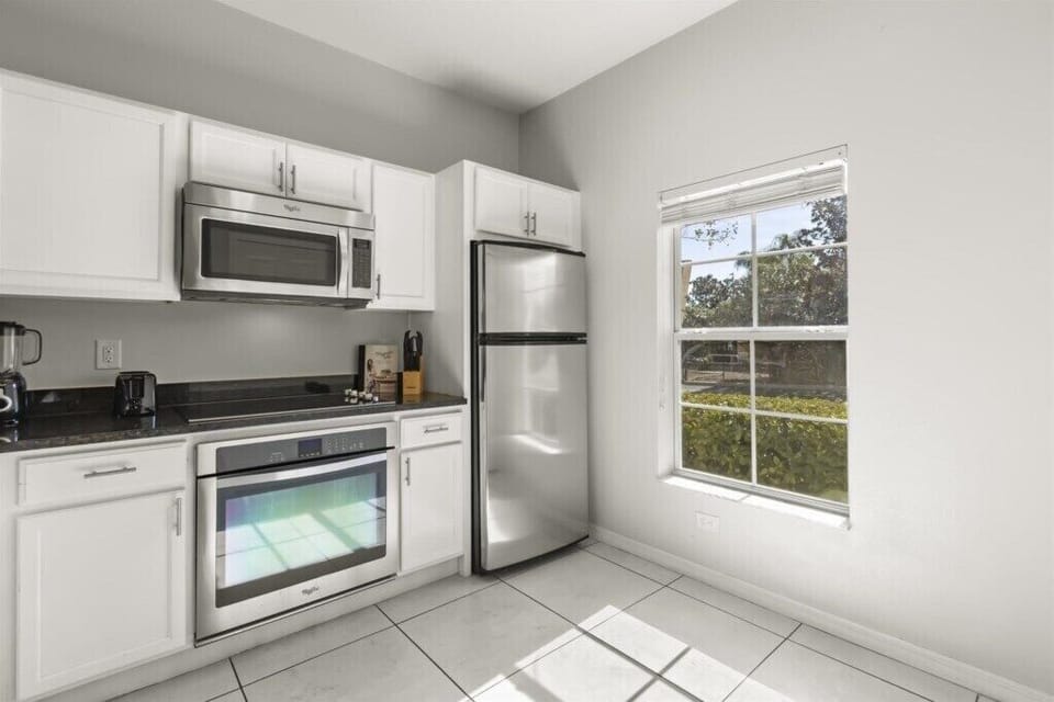 3090WhiteOrchidRoad(9)