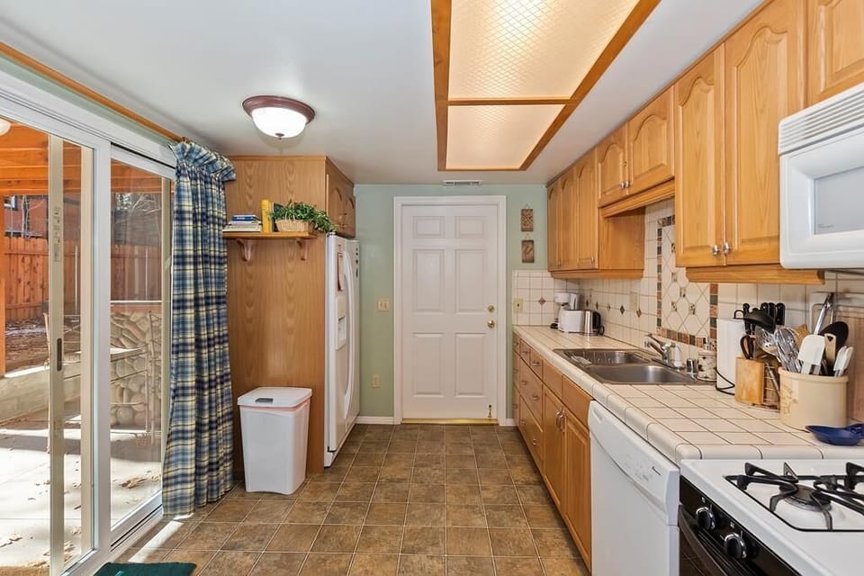 Kitchen With Access to the Backyard