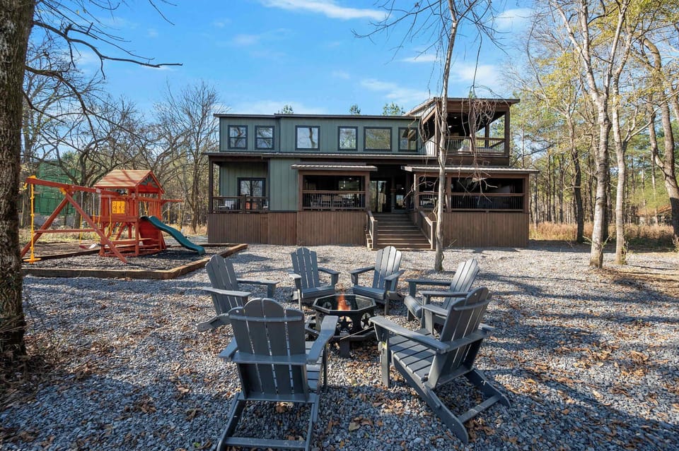 Chillax Inn The River - where Broken Bow slows down and relaxation flows