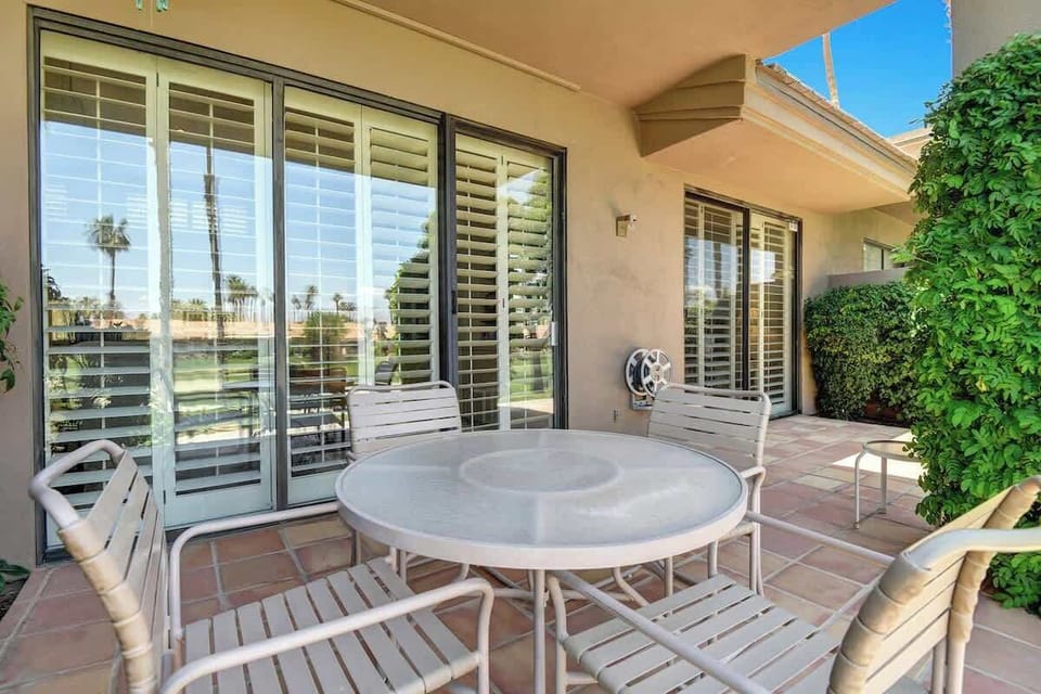 OVER PATIO TABLE.jpg mls