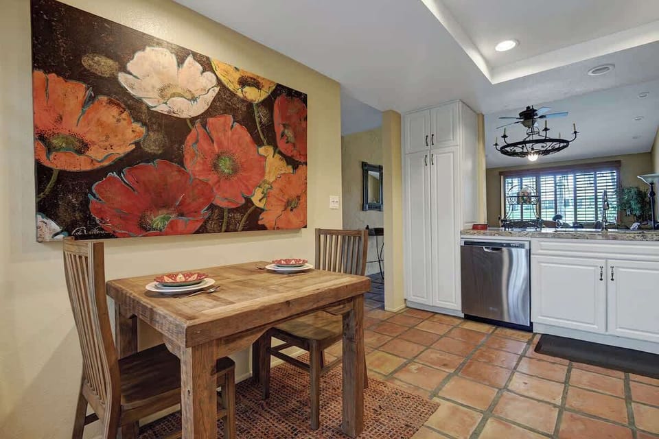 KITCHEN TABLE