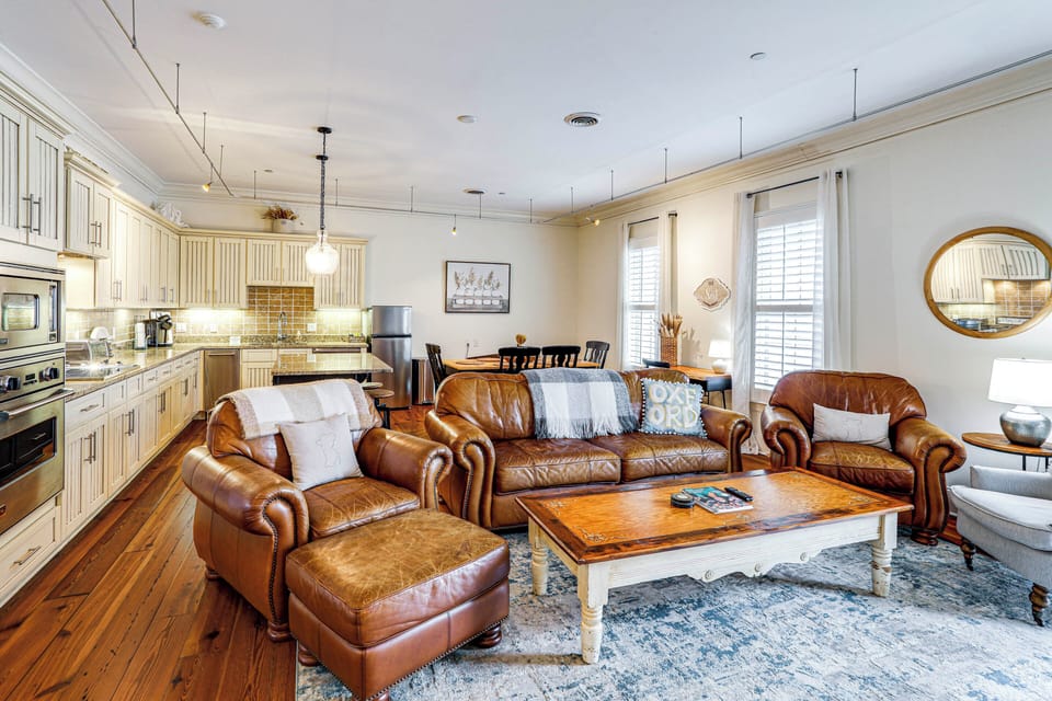 Living Area | Smart TV | Free WiFi
