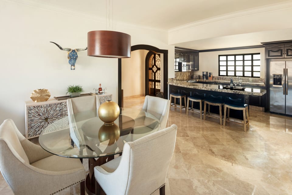 Fully equipped kitchen and dining area ideal for families and group stays