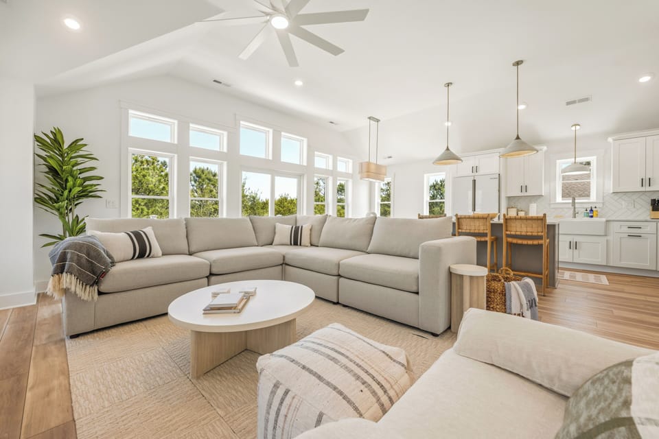 Great Room - Top Level