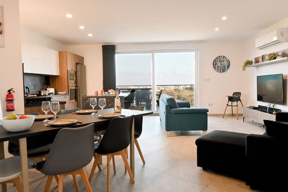 Living and dining room