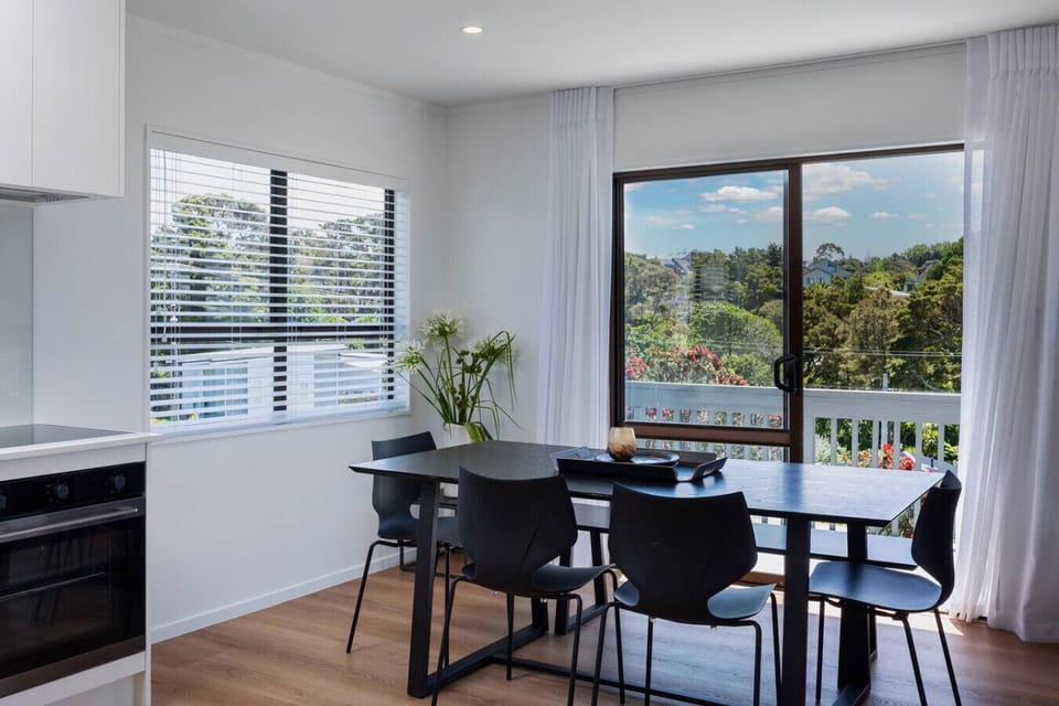 Upstairs dining area with sweeping ocean views
