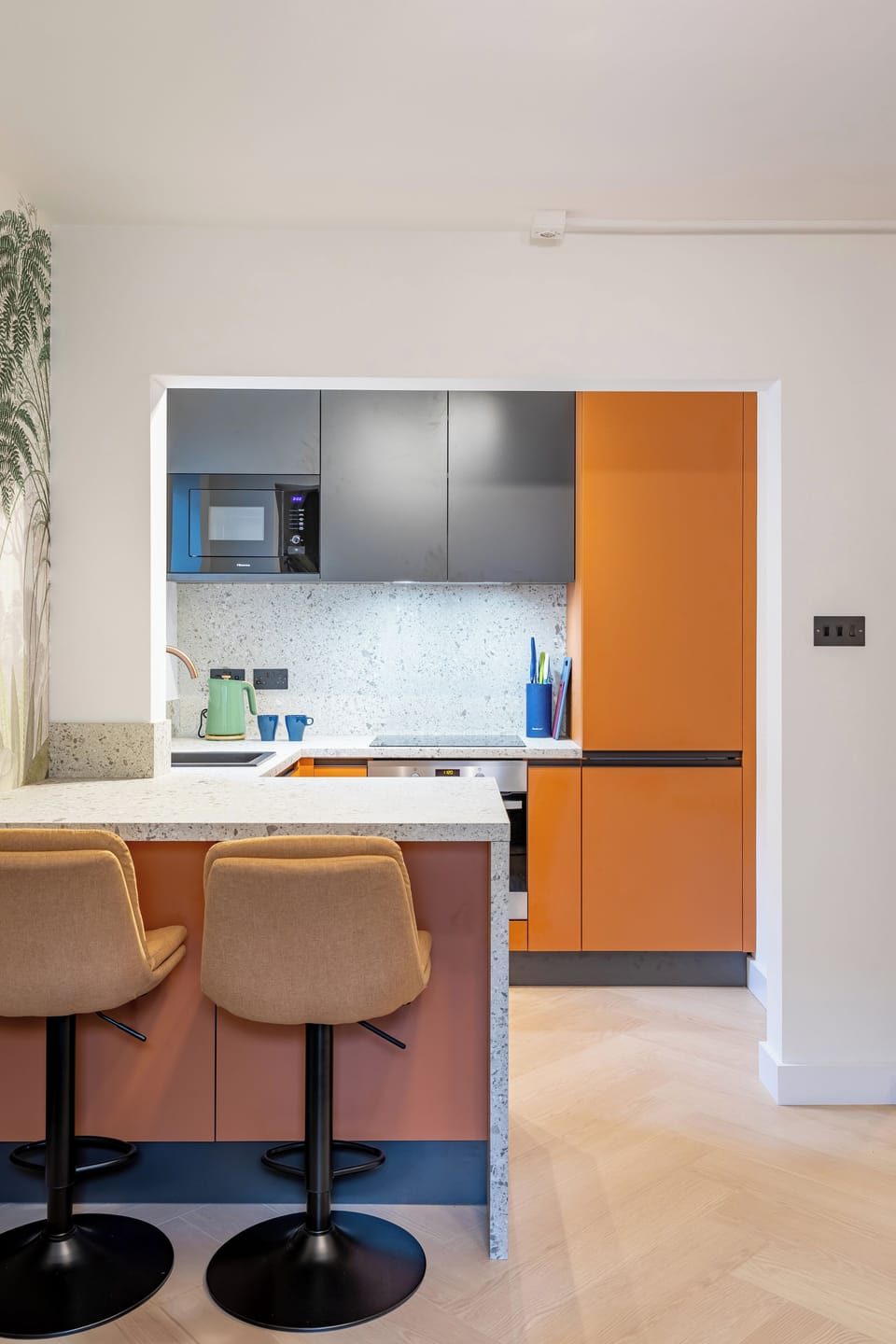 Modern kitchen with breakfast bar