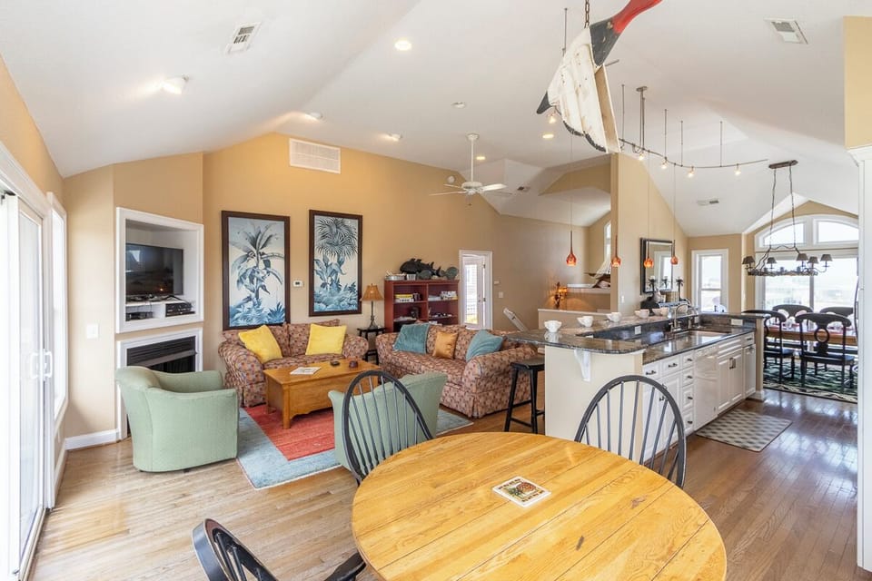 Top Level Living Area