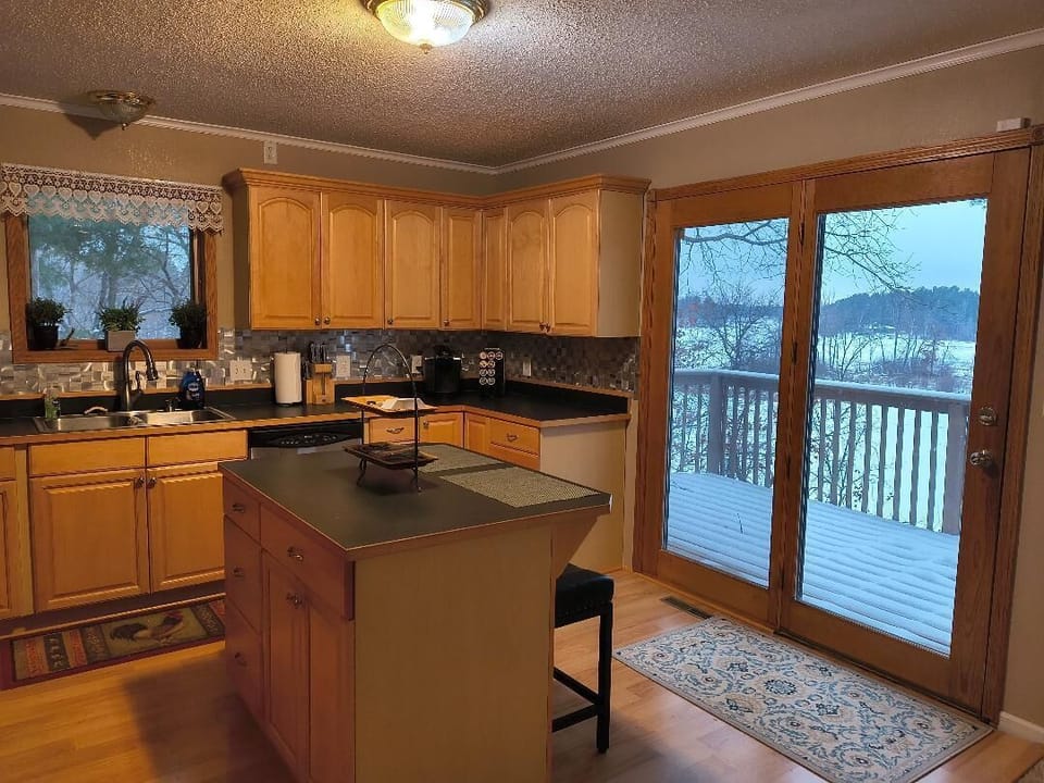 Beautiful views of the lake.