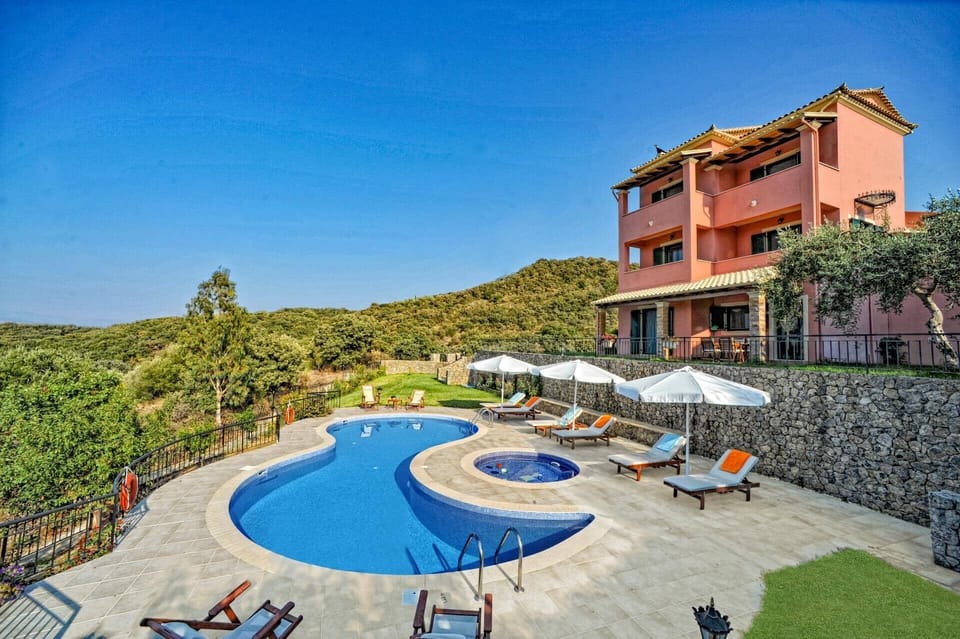 Villa Mare e Monte image