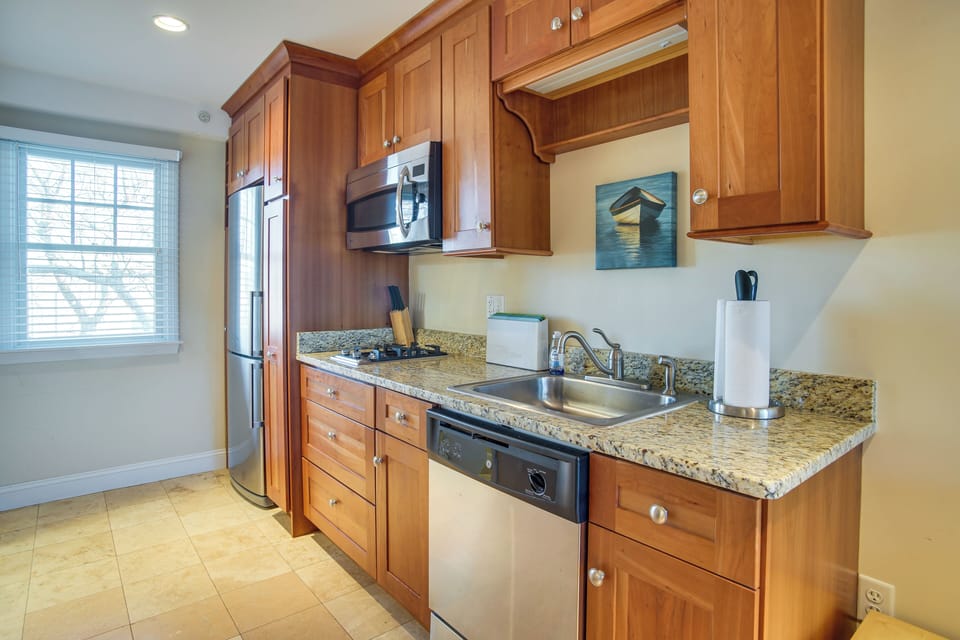 Kitchen | Drip Coffee Maker | Blender