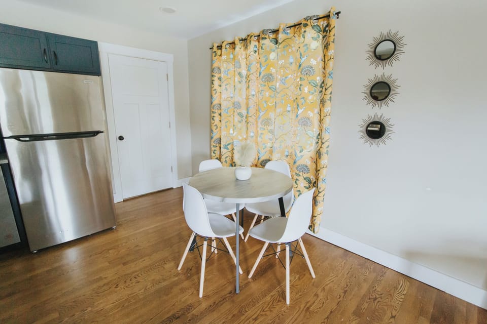 Furniture/decor may vary slightly from photos but will be of similar quality.
