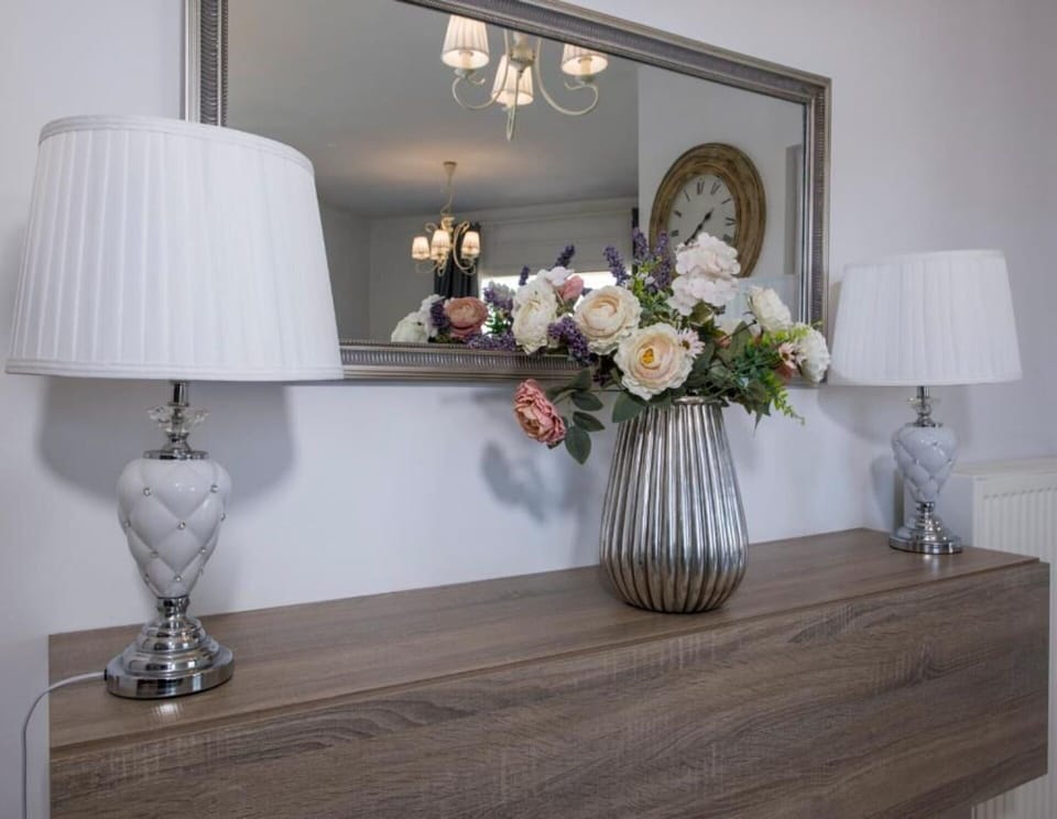 Room Detail