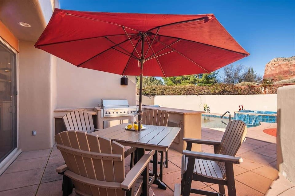 Enjoy all the elements of outdoor living & entertaining with the outdoor BBQ grill and kitchenette
