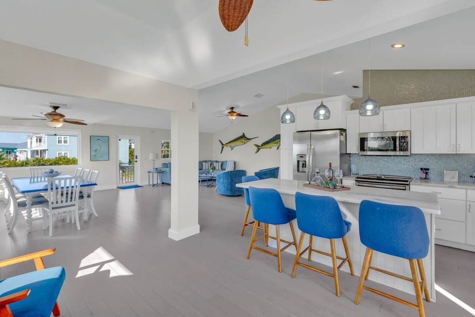 Open concept second level 