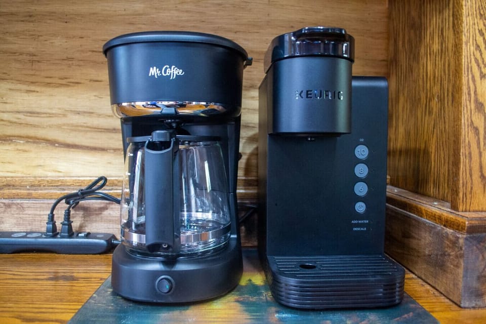 Start your mornings your way. Whether you prefer a full pot or a quick single cup, the coffee station is ready to fuel early hikes or lazy mornings on the porch.